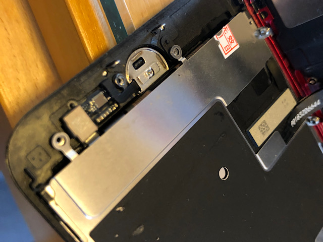 SE2の液晶画面交換とバッテリーもついでに交換